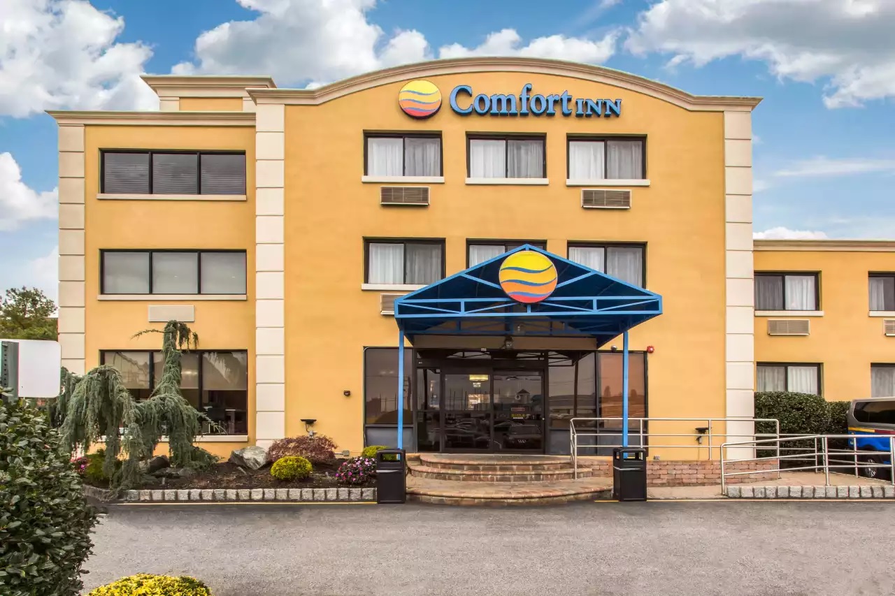 Comfort Inn Edgewater Nj Hotel Edgewater Nj