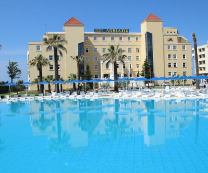 Adriatik Hotel, Дуррес