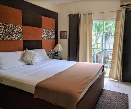 Christar Villas Hotel, Кингстон