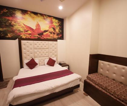 Hotel Golden Wings, Нью-Дели
