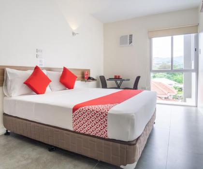18 Suites Cebu, Себу