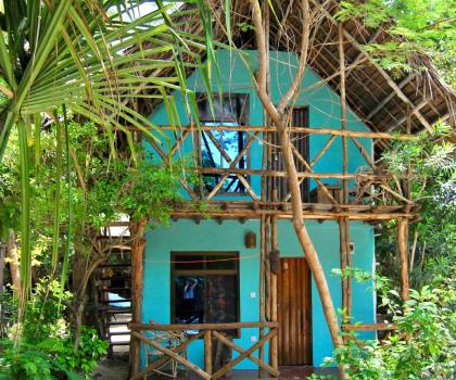 Sagando Hostel & Bungalows Zanzibar, Мичамви