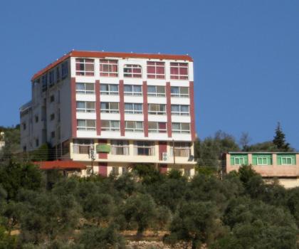 Ajloun Hotel, Ирбид