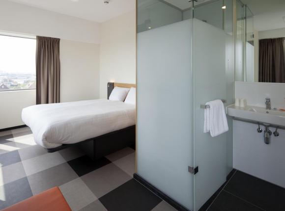 easyHotel Amsterdam Zaandam, Амстердам