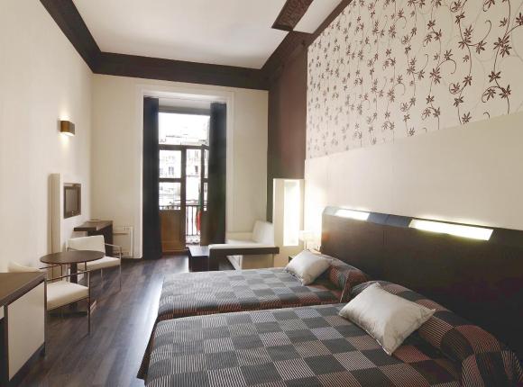Hostal Alhambra Suites, Мадрид