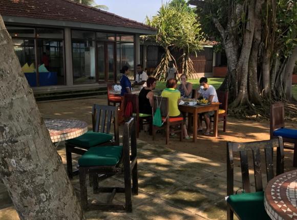 Sri Gemunu Beach Resort