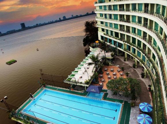 The Hanoi Club Hotel & Lake Palais Residences, Ханой