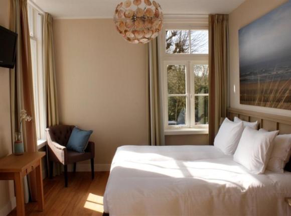 Loetje Overveen, Амстердам