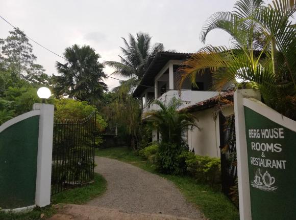 Berg House Unawatuna