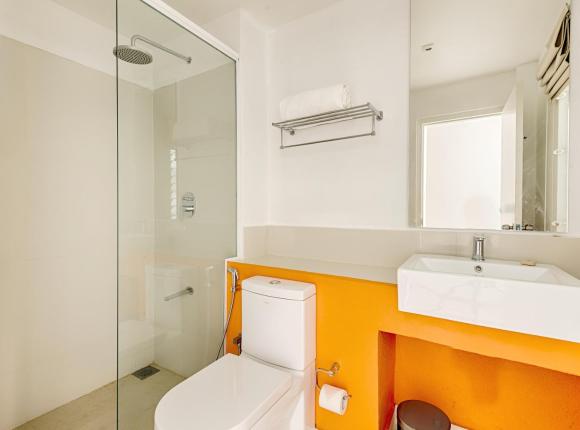 Hotel J, Unawatuna
