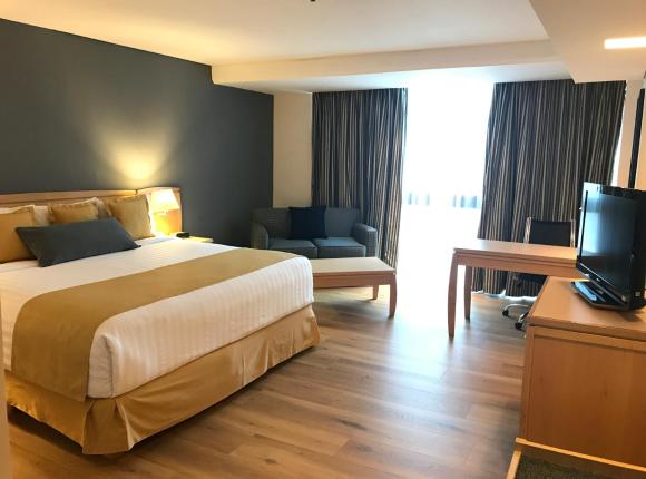 Radisson Paraiso Perisur, Мехико