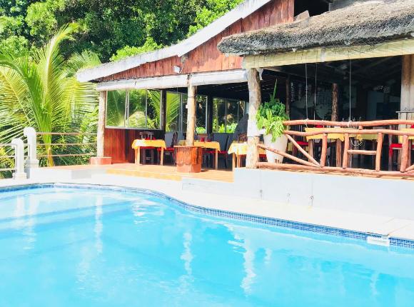 Patatran Village Hotel, Ла-Диг