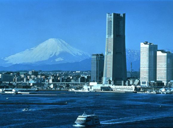 Yokohama Royal Park Hotel, Йокогама