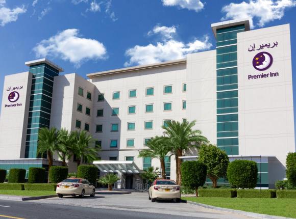 Отель Premier Inn Dubai Investments Park
