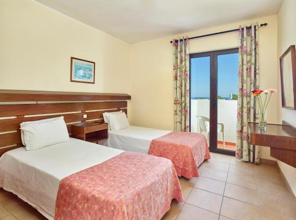 Apartamentos Ourasol, Албуфейра