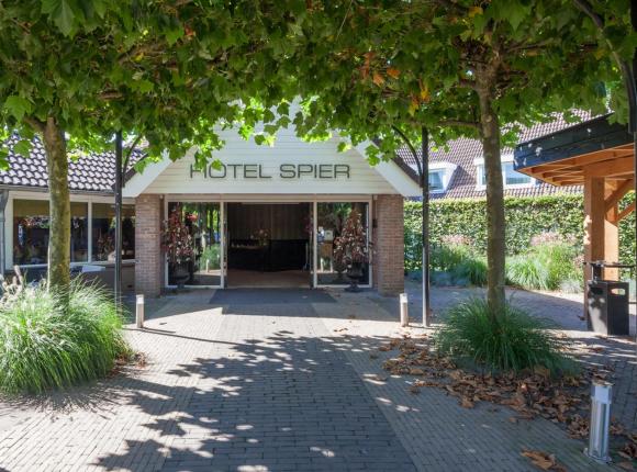 Hotel van der Valk Spier Dwingeloo, Гронинген