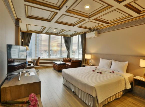 New Epoch Hotel, Хошимин