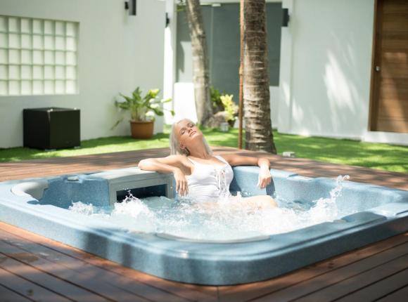 Курортный отель Cocoon Maldives