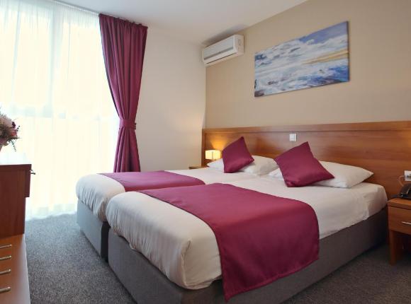 Hotel Komodor, Дубровник