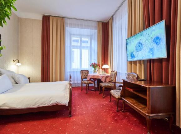 Pollera, Краков