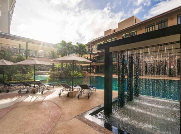 Отель Novotel Phuket Vintage Park Resort, Пхукет
