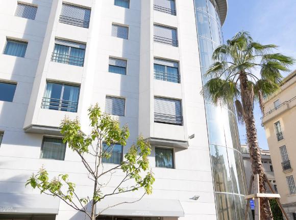 Goldstar Resort & Suites, Ницца