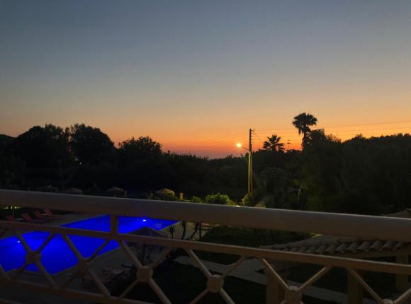 Mythos apts hotel