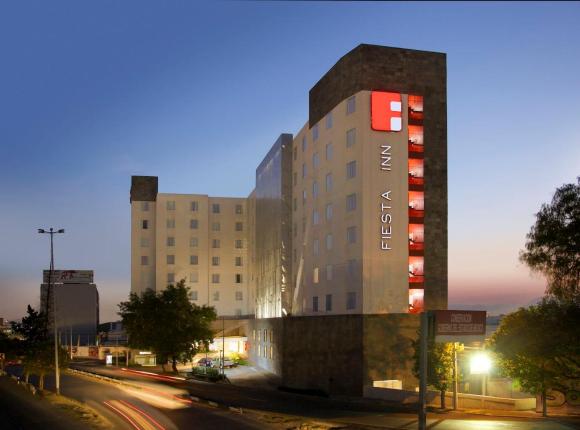 Fiesta Inn Naucalpan, Мехико