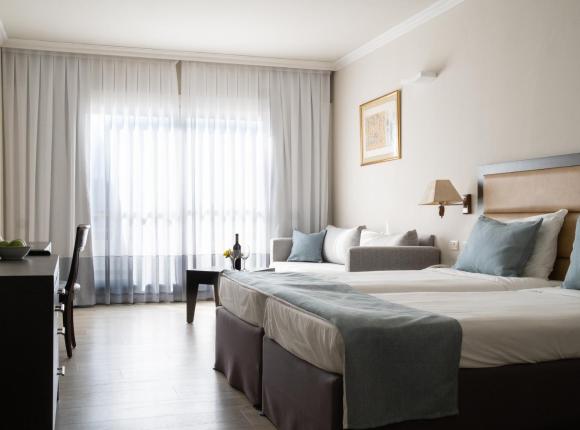 Kfar Maccabiah Hotel & Suites