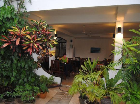 Unawatuna Beach Bungalow