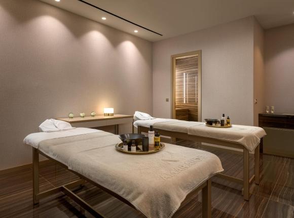 Bella Napa Bay Hotel