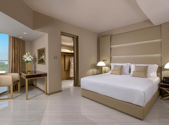 Bella Napa Bay Hotel