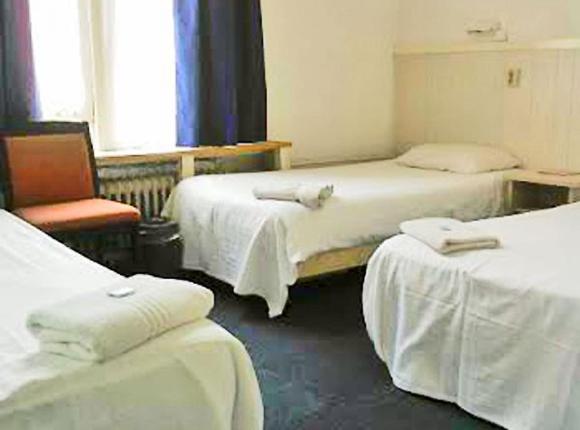 Euphemia Budget Old City Canal Zone, Амстердам