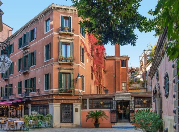 Hotel La Fenice et Des Artistes, Венеция