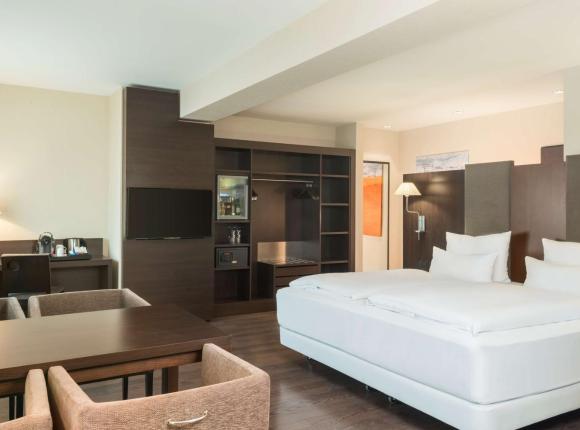 NH Düsseldorf Königsallee, Дюссельдорф