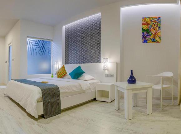 Velana Blu Maldives, Маафуши