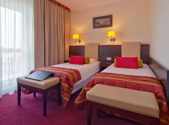 Best Western Hotel Felix, Варшава