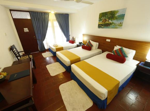 Catamaran Beach Hotel, Негомбо