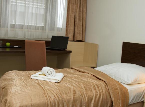 Hotel Expo, Братислава