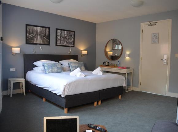 Frisco Inn, Амстердам