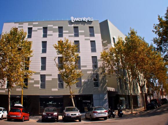 Twentytú Hostel, Барселона