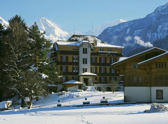 Hotel Berghof Amaranth, Интерлакен
