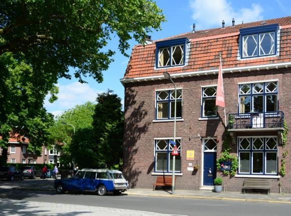 Hotel Pastis, Маастрихт