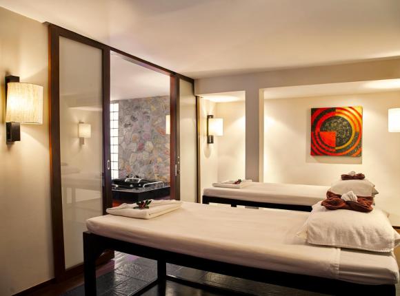 Курортный отель Swissotel Resort Phuket Kamala Beach Suites, Пхукет