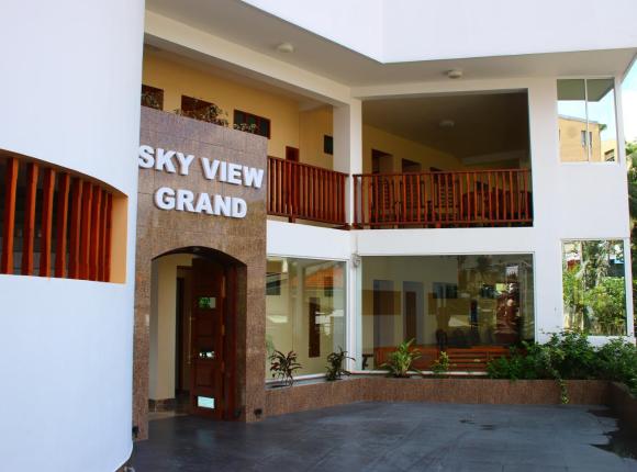 Sky View Grand, Канди