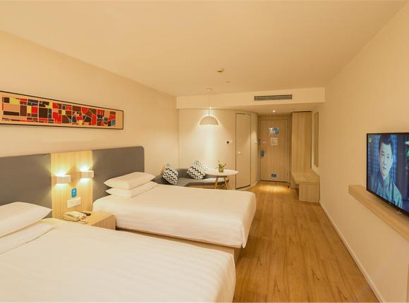 Hanting Express Qingdao Hai'er Road, Циндао