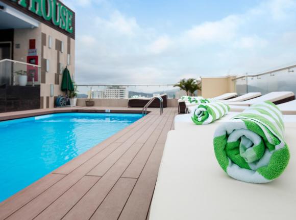 Green LightHouse Hotel, Нячанг