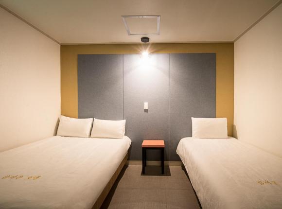 Champion Hotel, Чеджу