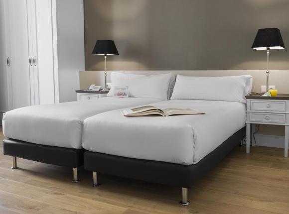 Mesón Castilla Atiram Hotels, Барселона