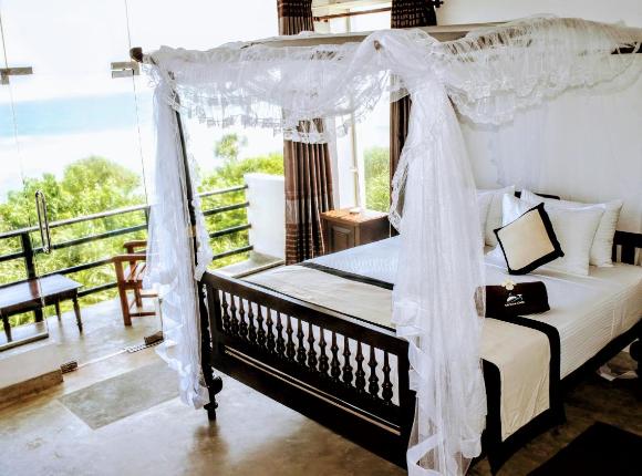 Mirissa Gate, Мирисса